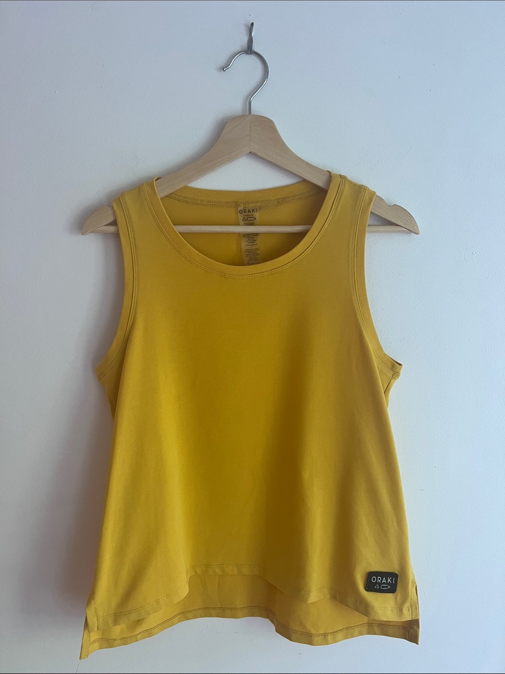 Oraki Flow Top Honey Bee